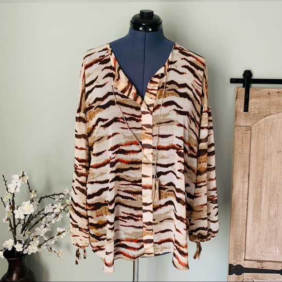 Lane Bryant Animal Print Peasant Blouse Size 22/24 - Picture 1 of 1